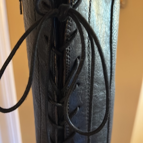 New never worn.black leather boot size 9 - Picture 5 of 16